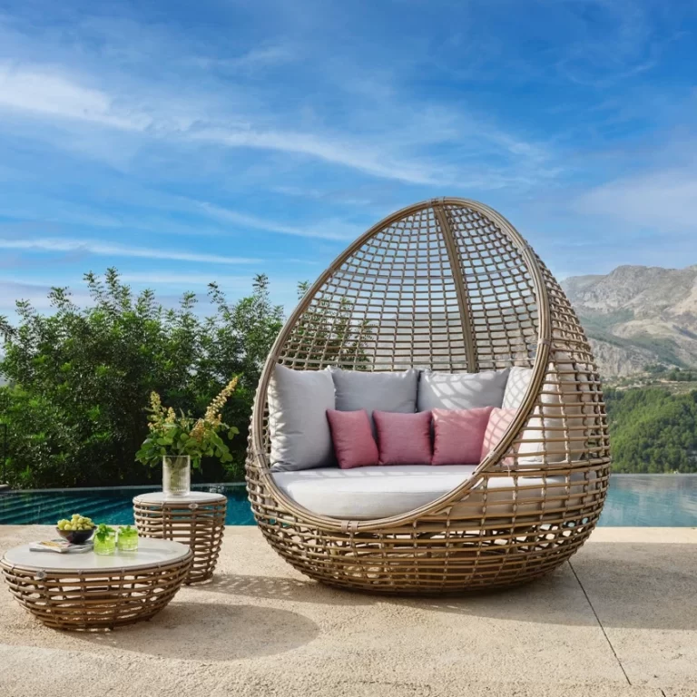 DAYBEDS Collection by Skyline Design - SIMEXA, the outdoor furniture experts