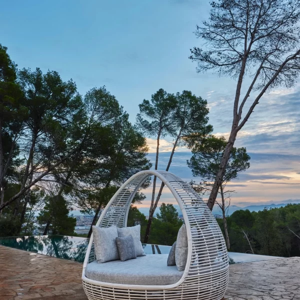 DAYBEDS Collection by Skyline Design - SIMEXA, the outdoor furniture experts