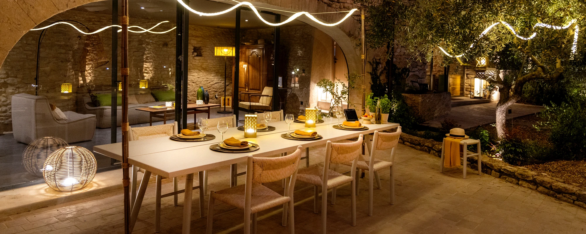 Maiori Solar Lighting - SIMEXA the outdoor Furniture Experts